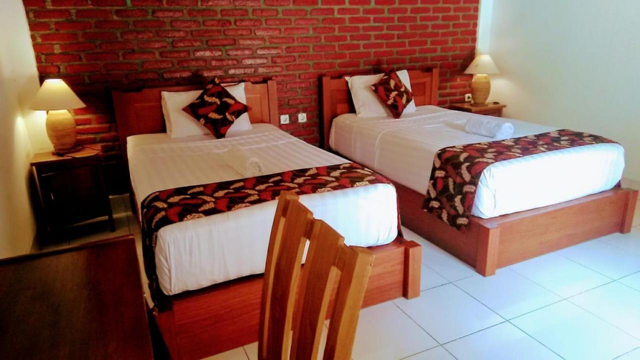 Bungalow And Restaurant Anda Kuta  Екстер'єр фото